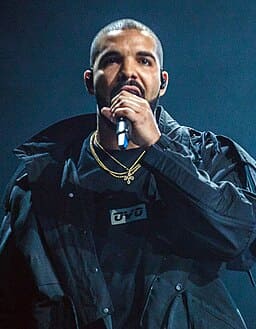 Le rappeur Drake sur scène en 2016 / The Come Up Show